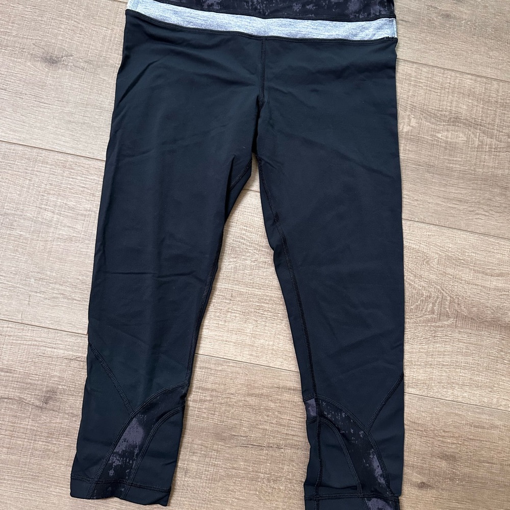 Lululemon Run Inspire Crop II Stretch Leggings Black with Grey & Purple Accents